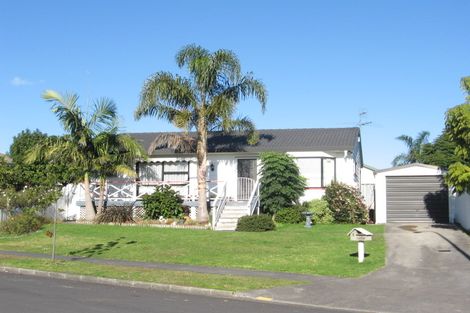 Photo of property in 1/6 Bernina Place, Weymouth, Auckland, 2103