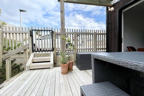 Photo of property in 4/8 James Laurie Street, Henderson, Auckland, 0612