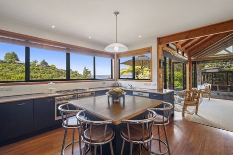 Photo of property in 5 Te Urunga Place, Acacia Bay, Taupo, 3330