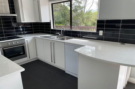 Photo of property in 104 Spinella Drive, Bayview, Auckland, 0629