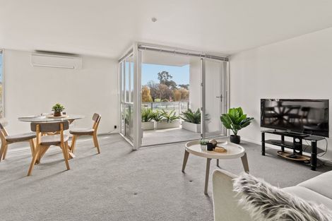 Photo of property in 18/15 Peterborough Street, Christchurch Central, Christchurch, 8013