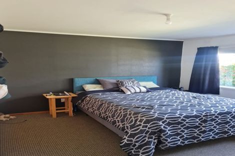 Photo of property in 90 Bill Hercock Street, Pirimai, Napier, 4112