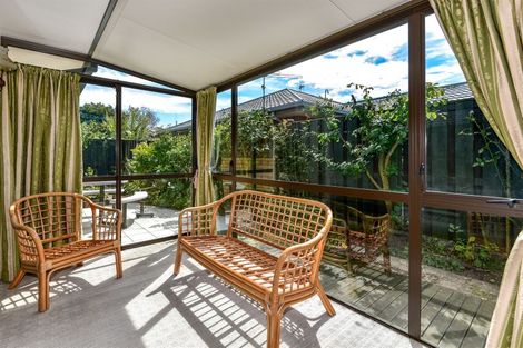 Photo of property in 5 Villa Grove, Ilam, Christchurch, 8041