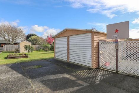 Photo of property in 128 Great South Road, Huntly, 3700