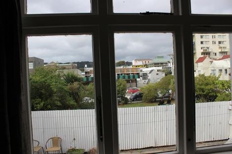 Photo of property in 4/14 Arlington Street, Mount Cook, Wellington, 6011