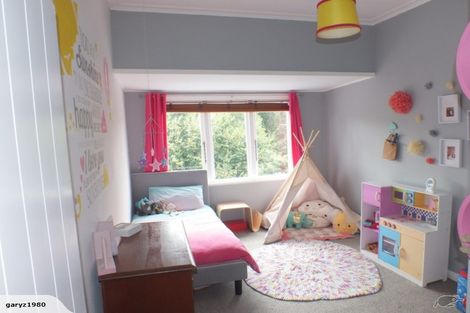 Photo of property in 22 Enfield Road, Hospital Hill, Napier, 4110