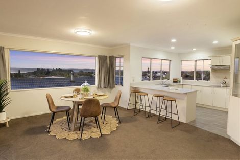 Photo of property in 35 Stanley Drive, Lynmore, Rotorua, 3010