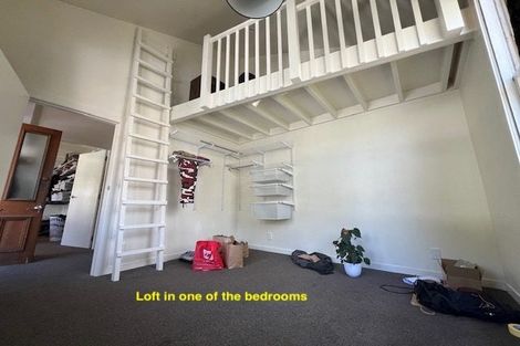 Photo of property in 124 Aro Street, Aro Valley, Wellington, 6021