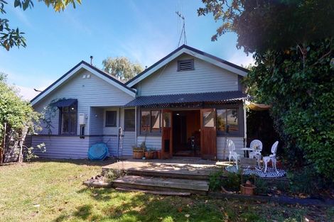 Photo of property in 7 Pirie Street, Palmerston North, 4410