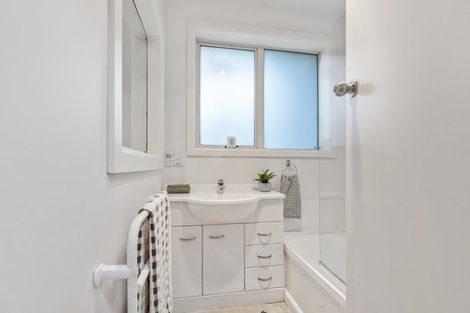 Photo of property in 2 Tie Place, Wigram, Christchurch, 8042