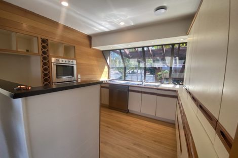 Photo of property in 237 Te Atatu Road, Te Atatu South, Auckland, 0610