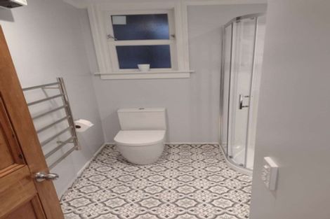 Photo of property in 28 Talavera Terrace, Kelburn, Wellington, 6012