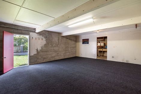 Photo of property in 1/14 Wernham Place, Northcote, Auckland, 0626