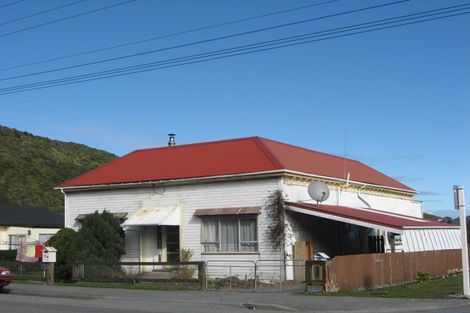 Photo of property in 170 Bright Street, Cobden, Greymouth, 7802