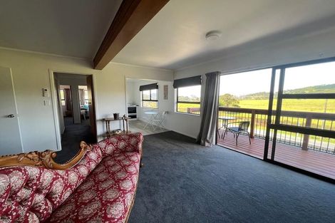 Photo of property in 105 Oakura Road, Oakura, Hikurangi, 0184