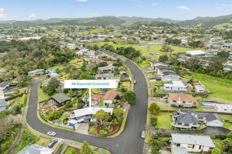 Photo of property in 48 Raumati Crescent, Onerahi, Whangarei, 0110