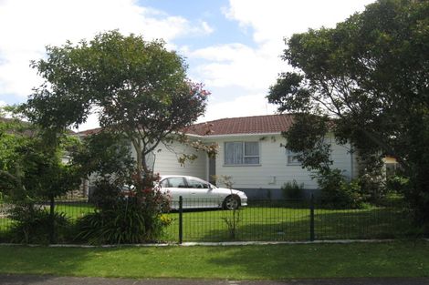 Photo of property in 8 Ngatira Place, Clendon Park, Auckland, 2103