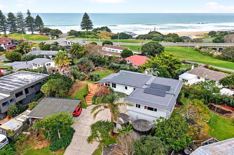 Photo of property in 11 Douglas Street, Okitu, Gisborne, 4010