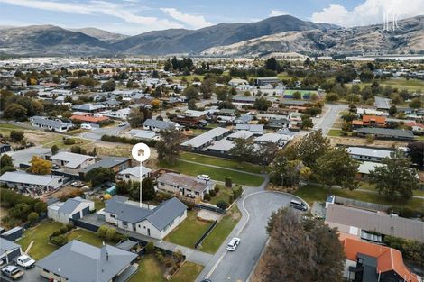 Photo of property in 3 Coleraine Street, Cromwell, 9310