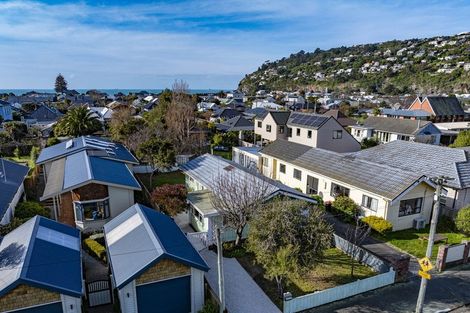 Photo of property in 35 Colenso Street, Sumner, Christchurch, 8081