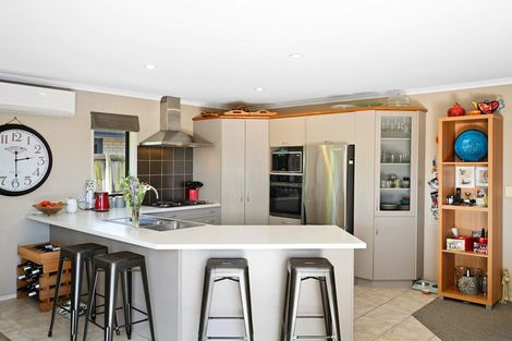 Photo of property in 34 Nielsen Gardens, Rototuna, Hamilton, 3210