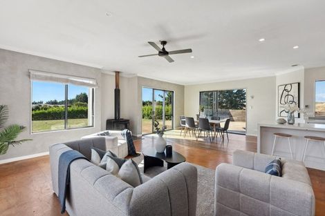 Photo of property in 9 Waitaheke Road, Te Horo, Otaki, 5581