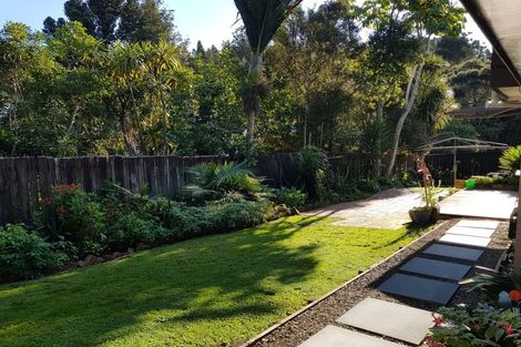 Photo of property in 34 Mappin Place, Chatswood, Auckland, 0626