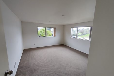 Photo of property in 30a Trinidad Road, Sunnynook, Auckland, 0620