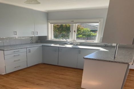 Photo of property in 36 Awaroa Road, Sunnyvale, Auckland, 0612