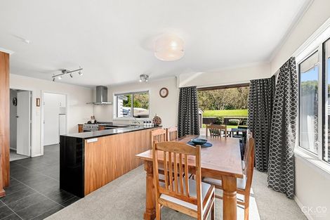 Photo of property in 71 Holdsworth Avenue, Trentham, Upper Hutt, 5018