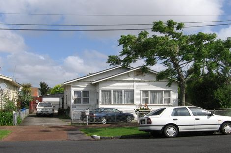 Photo of property in 10 Formby Avenue, Point Chevalier, Auckland, 1022