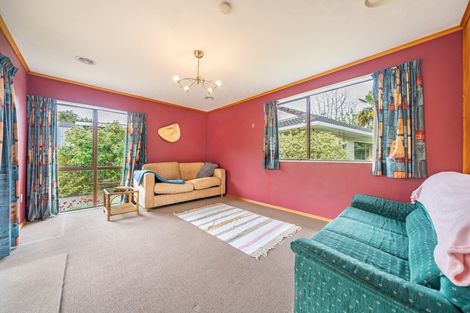 Photo of property in 3 Amber Grove, Birchville, Upper Hutt, 5018