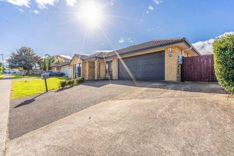 Photo of property in 57 Magic Way, Randwick Park, Auckland, 2105