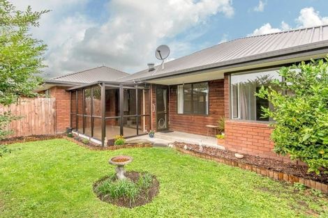 Photo of property in 2/35 Division Street, Riccarton, Christchurch, 8041