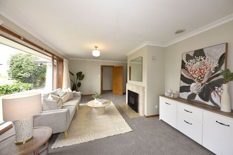 Photo of property in 16 Derwent Street, Bryndwr, Christchurch, 8053