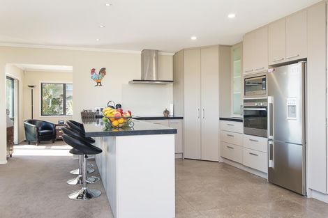 Photo of property in 1 Ludlow Place, Pukekohe, 2120