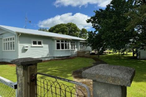 Photo of property in 32 Cambridge Street, Pahiatua, 4910