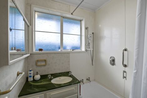 Photo of property in 38b Rimu Street, Strandon, New Plymouth, 4312