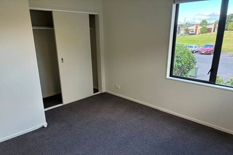 Photo of property in 35 Spalding Rise, Golflands, Auckland, 2013