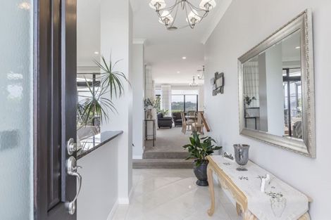 Photo of property in 52 Nautilus Drive, Gulf Harbour, Whangaparaoa, 0930