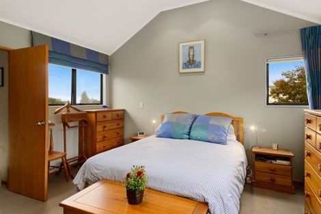 Photo of property in 5 Janet Place, Lynmore, Rotorua, 3010