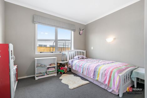 Photo of property in 44 Reel Road, Waihi Beach, 3611