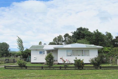 Photo of property in 74 Banks Street, Tolaga Bay, 4077