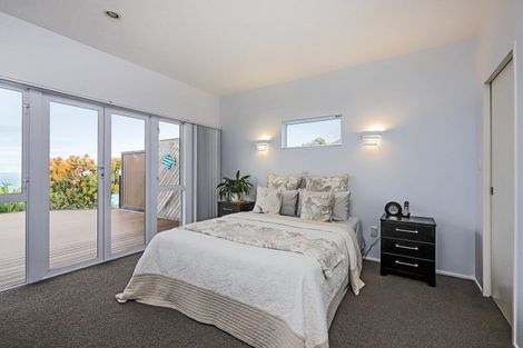 Photo of property in 132 Priestley Terrace, Bluff Hill, Napier, 4110