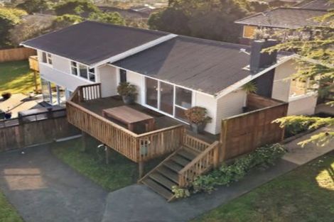 Photo of property in 68 Beechdale Crescent, Pakuranga Heights, Auckland, 2010