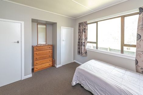Photo of property in 25 Fookes Street, Waverley, 4510