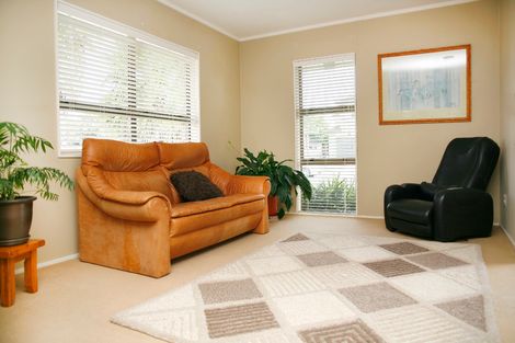 Photo of property in 51 Barnhill Crescent, Pahurehure, Papakura, 2113