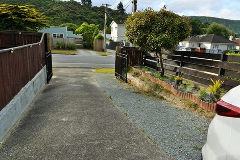 Photo of property in 113 Stokes Valley Road, Stokes Valley, Lower Hutt, 5019