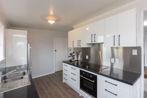 Photo of property in 21 Cardiff Street, Awapuni, Palmerston North, 4412