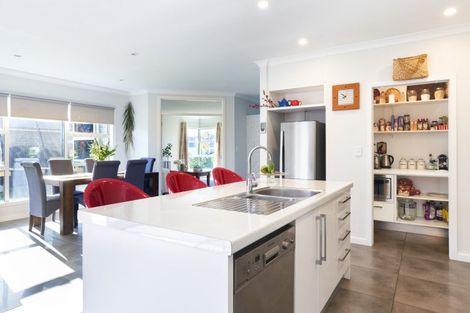 Photo of property in 12 Percy Berry Place, Havelock North, 4130